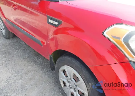 2013 Kia Soul z USA, uszkodzony, nr VIN KNDJT2A51D7529973